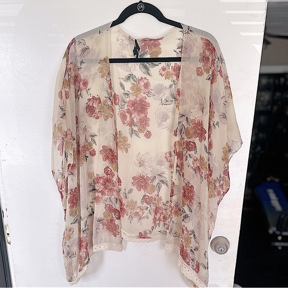 Bohemian summer kimono - Picture 1 of 8